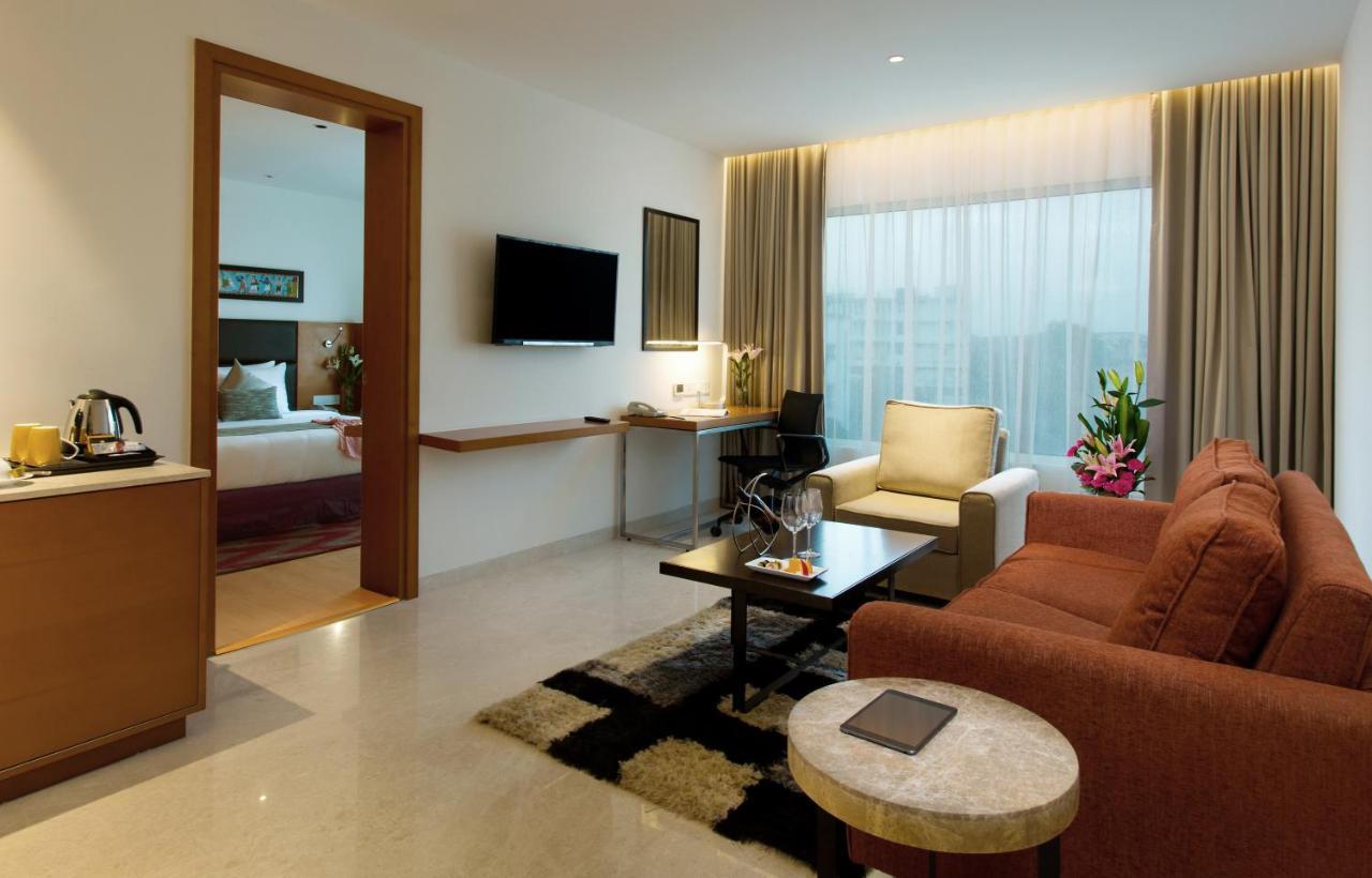 海得拉巴kcp雅高美居酒店 外观 照片 Suite room at The Park, New Delhi