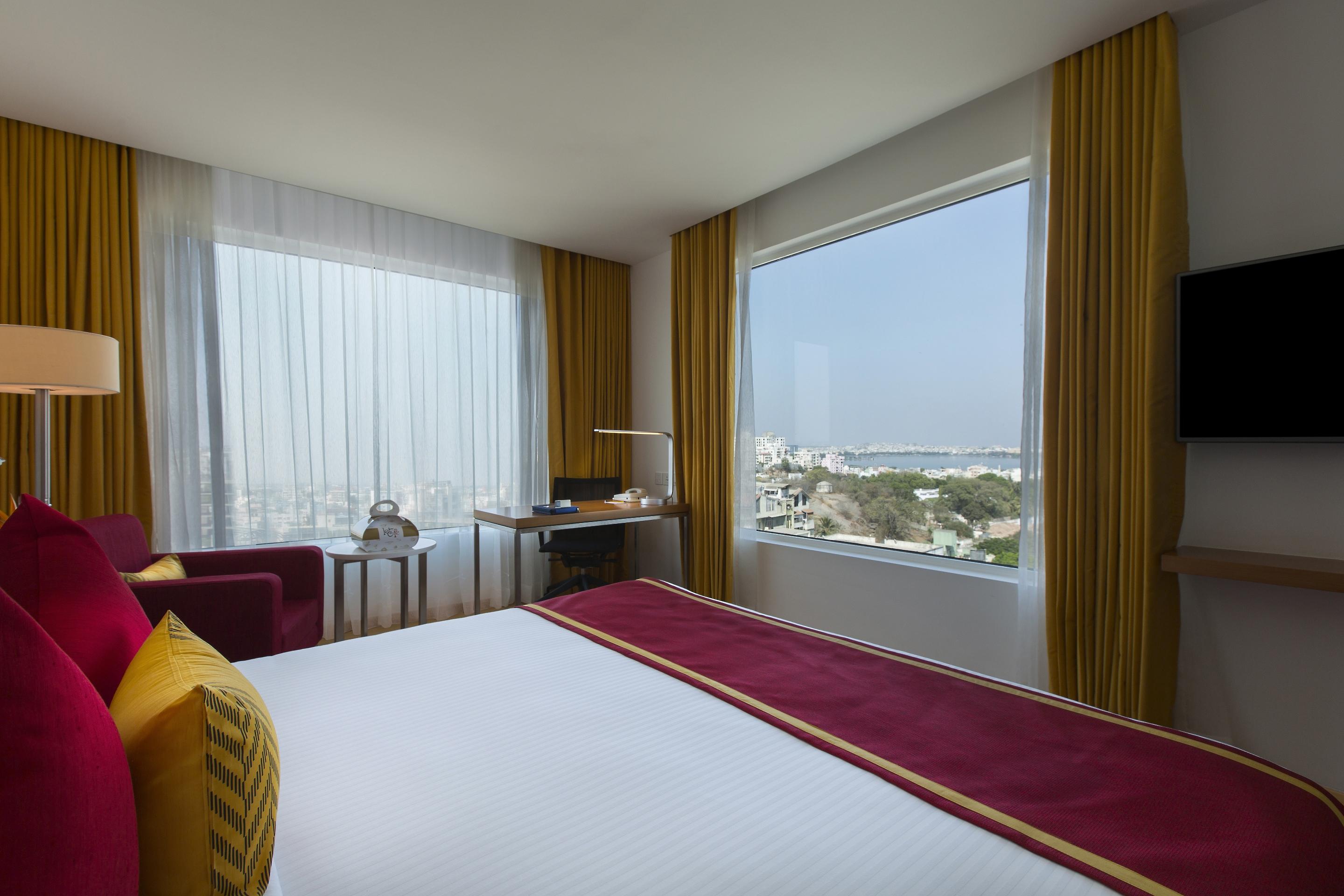 海得拉巴kcp雅高美居酒店 外观 照片 A room at the hotel
