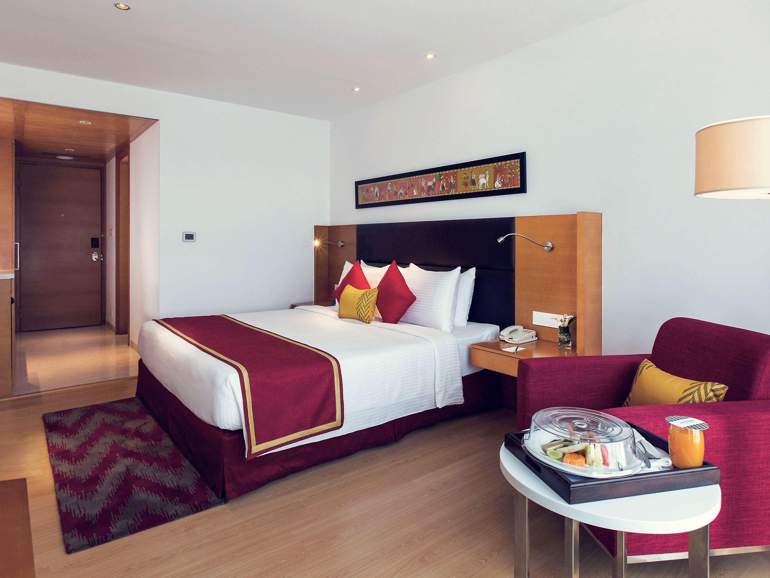 海得拉巴kcp雅高美居酒店 外观 照片 A room at the hotel