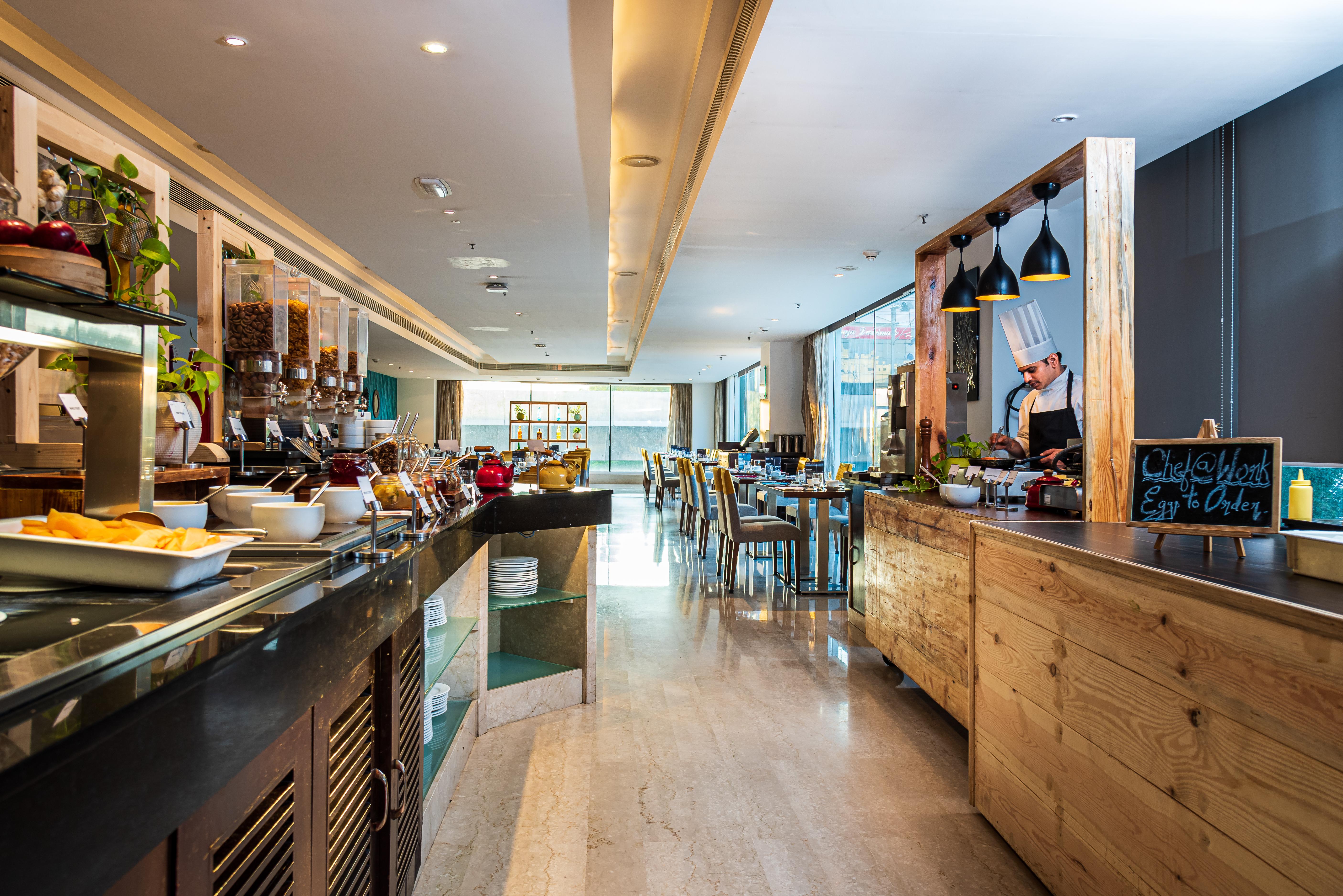 海得拉巴kcp雅高美居酒店 外观 照片 The Kitchen