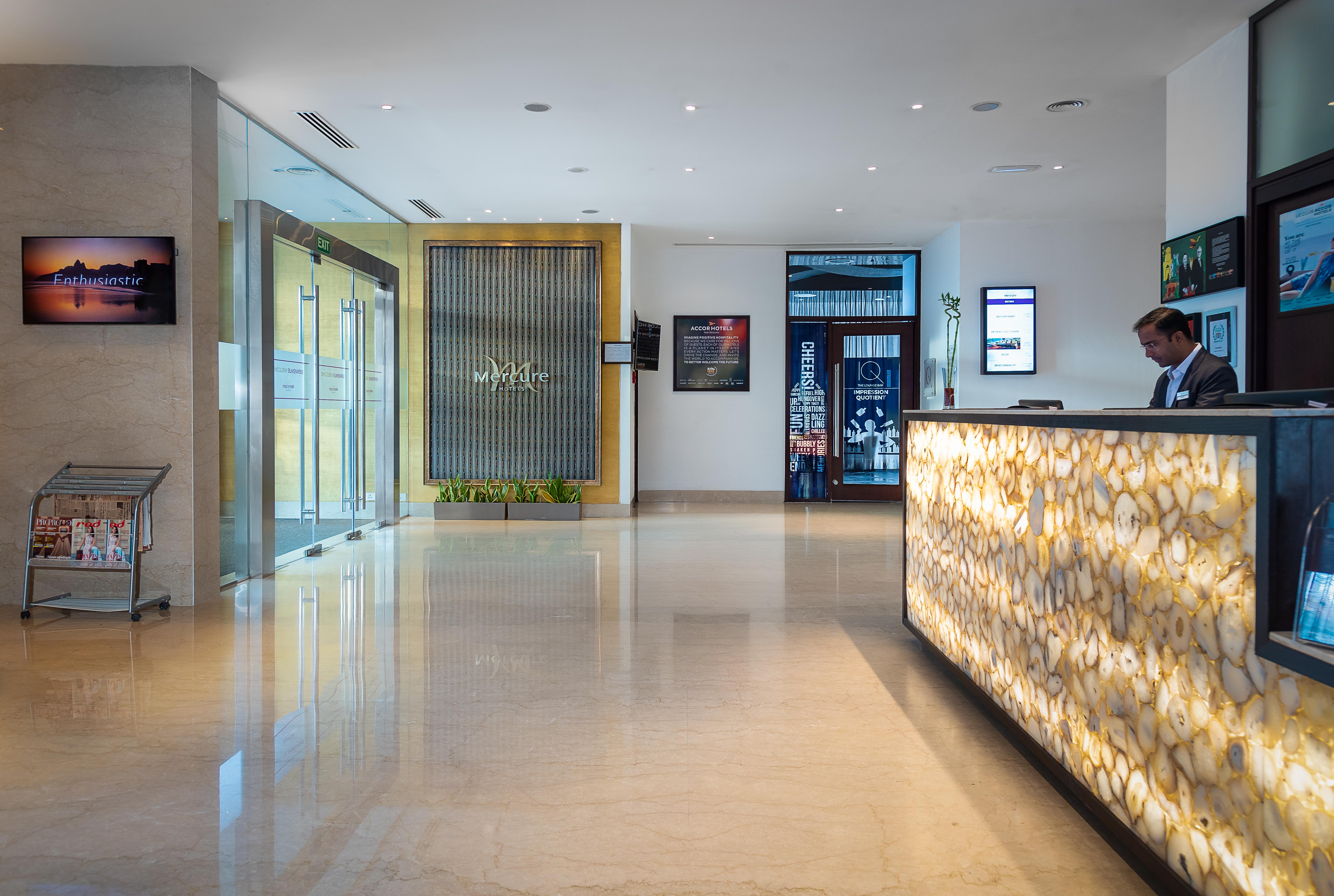 海得拉巴kcp雅高美居酒店 外观 照片 Lobby